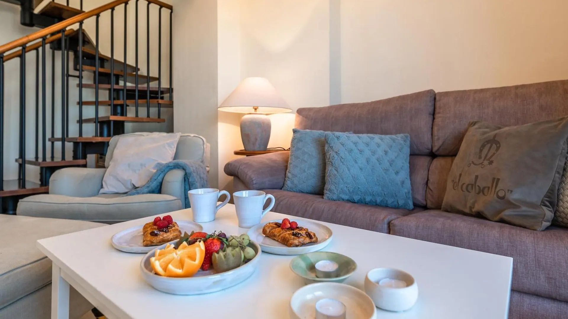 Cozy 2 Bdrm Apt W Sea Views Next To Puerto Banus Marbella İspanya