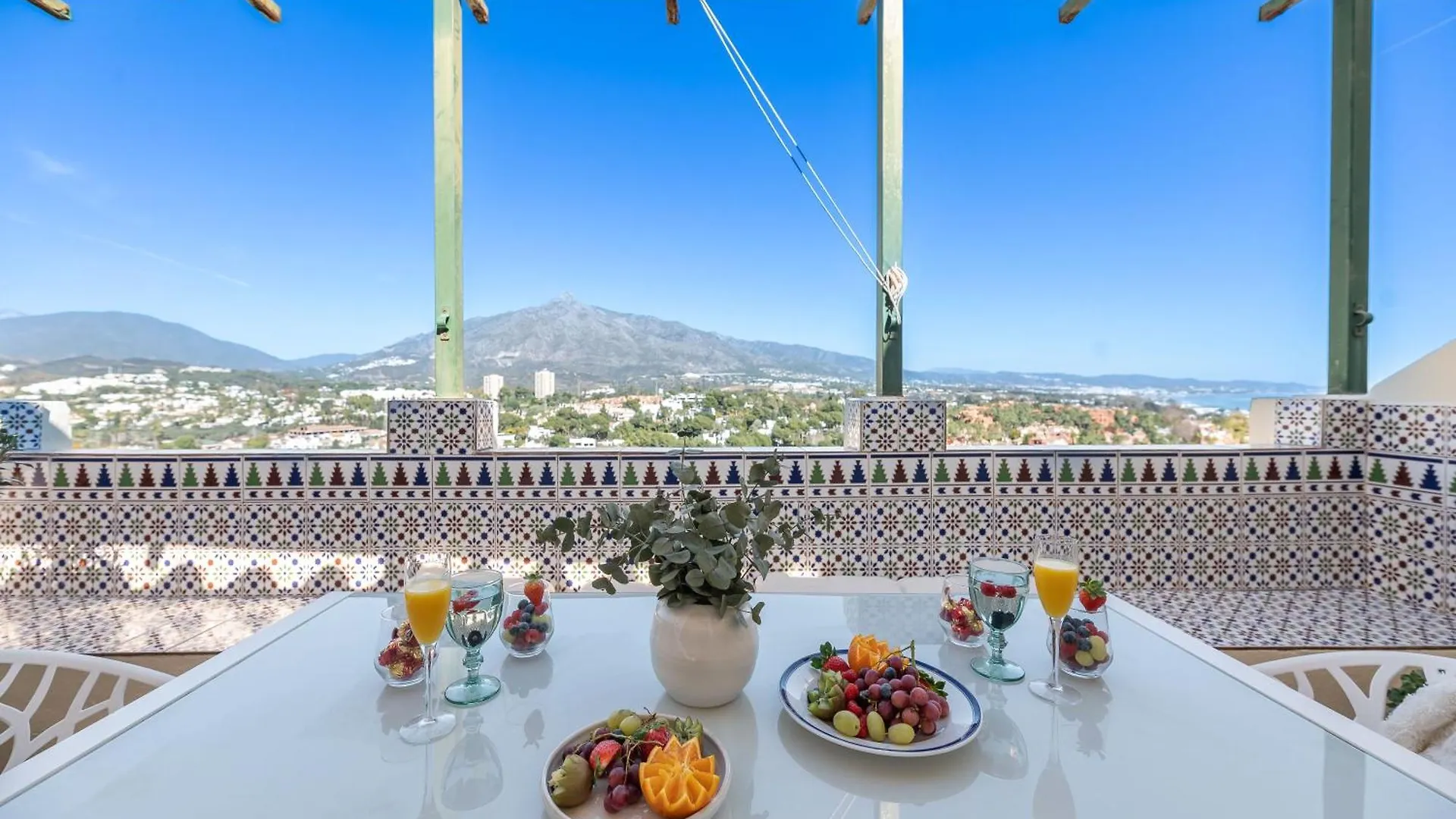 Cozy 2 Bdrm Apt W Sea Views Next To Puerto Banus Marbella 0*,  İspanya