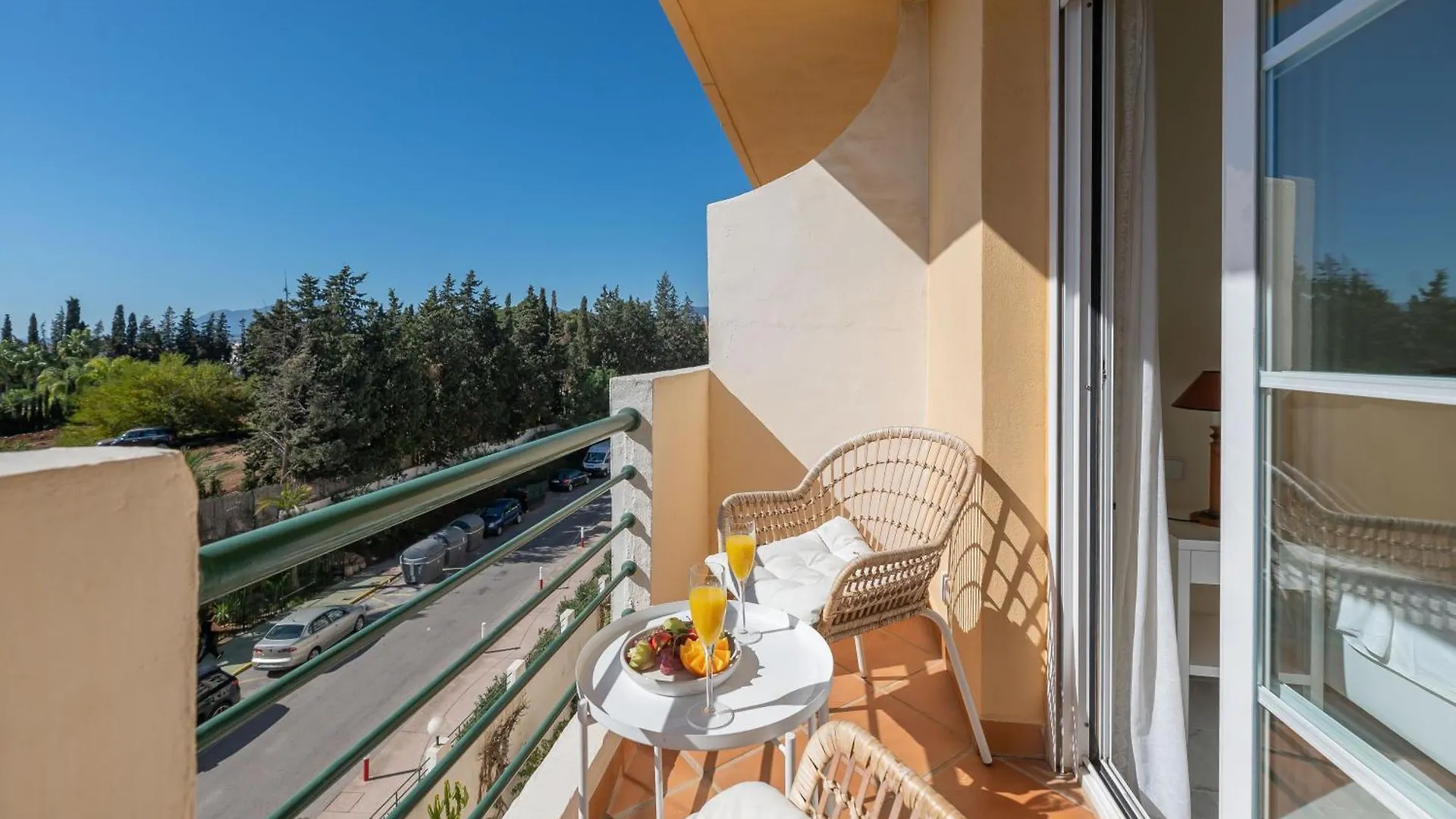 Cozy 2 Bdrm Apt W Sea Views Next To Puerto Banus Marbella 0*,  İspanya
