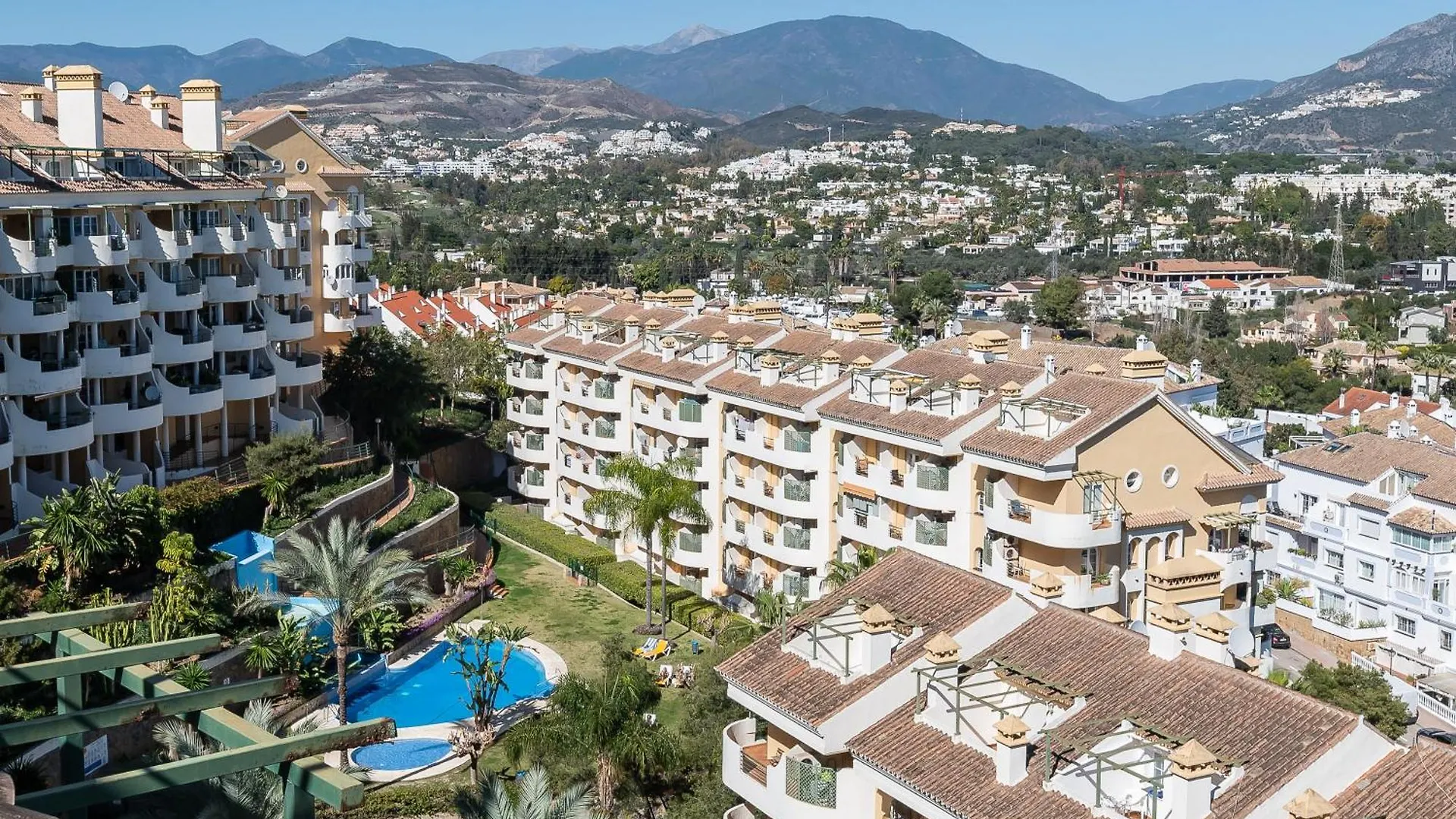 Cozy 2 Bdrm Apt W Sea Views Next To Puerto Banus Marbella Daire